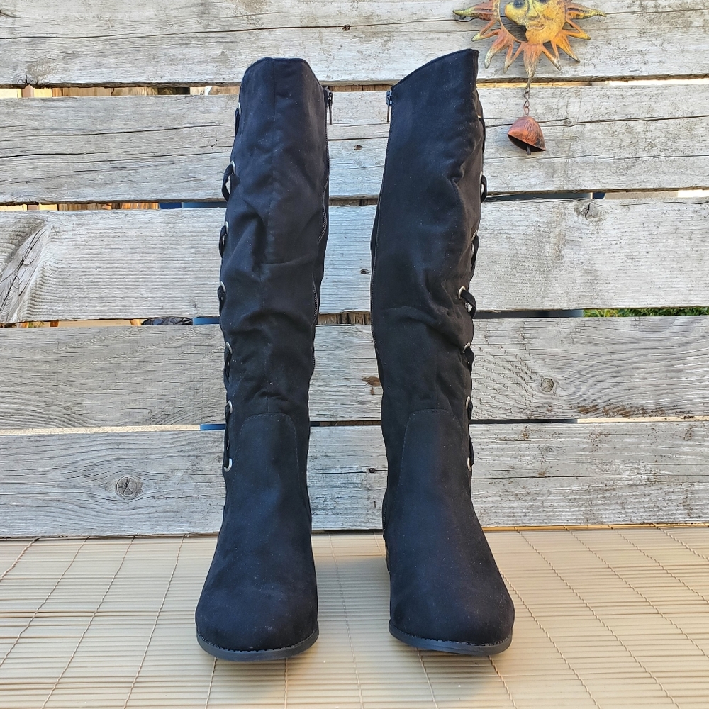 High Boots - Picture 6 of 15